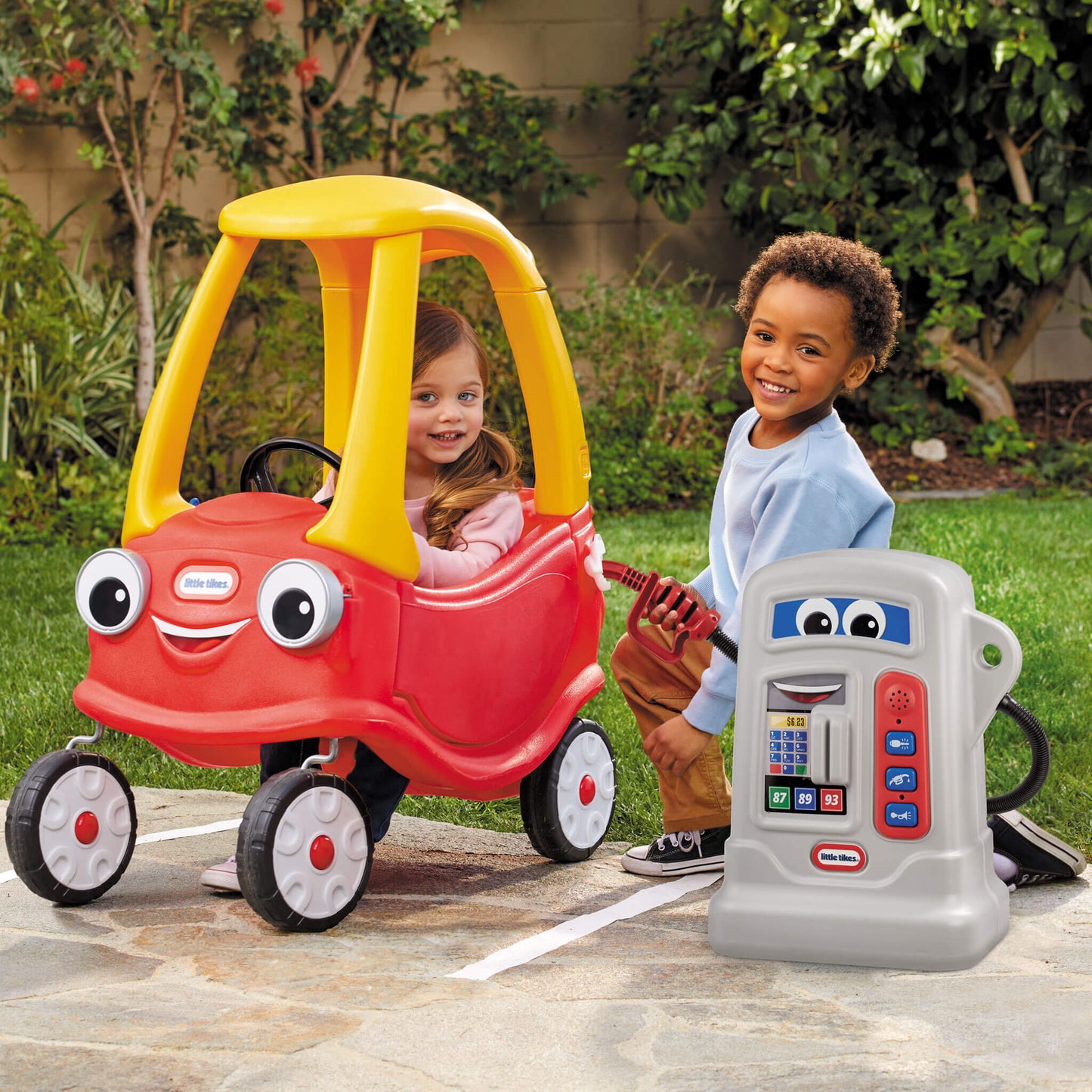 Little Tikes Cozy Pumper - Grey | Exclusive