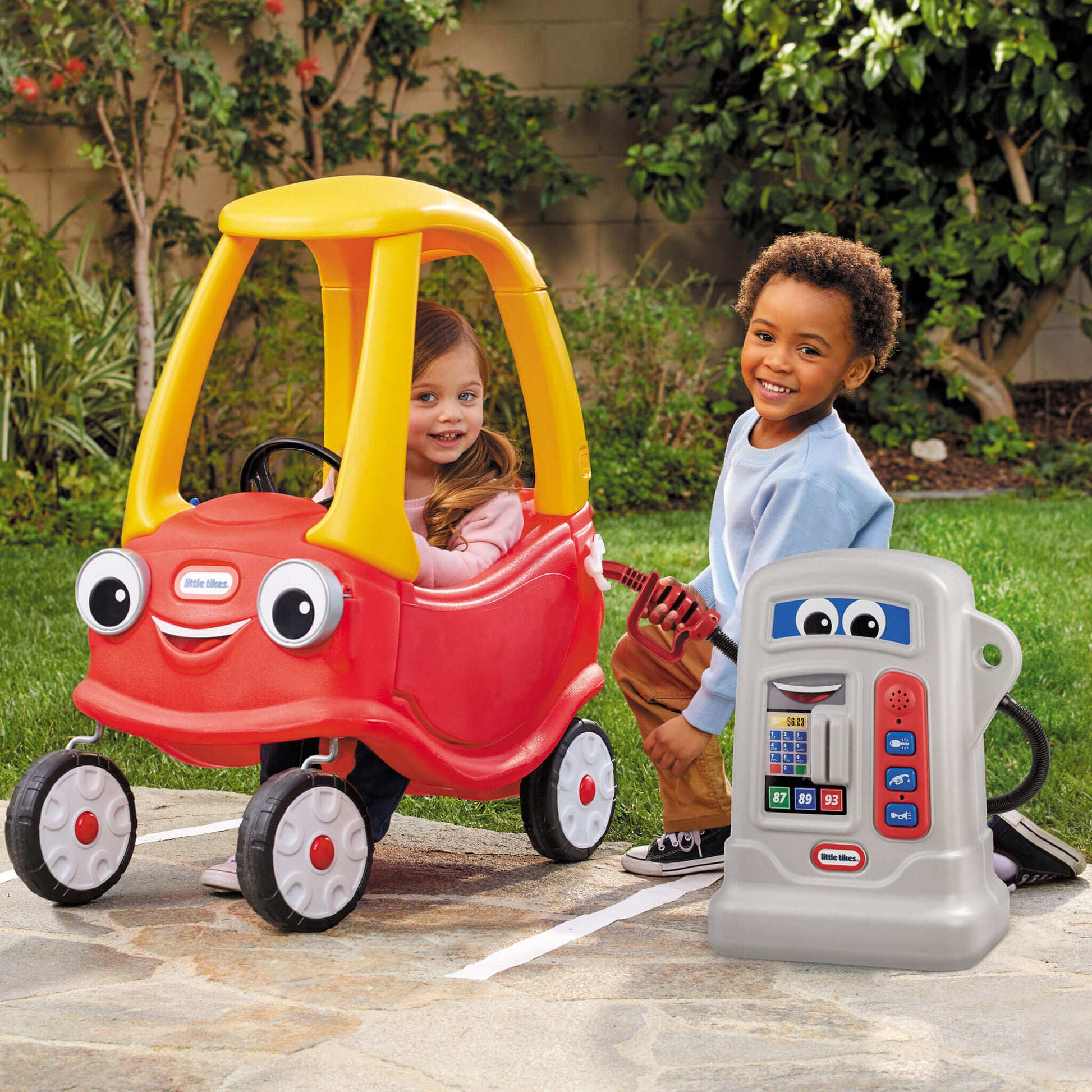 Little Tikes Cozy Pumper - Grey | Exclusive