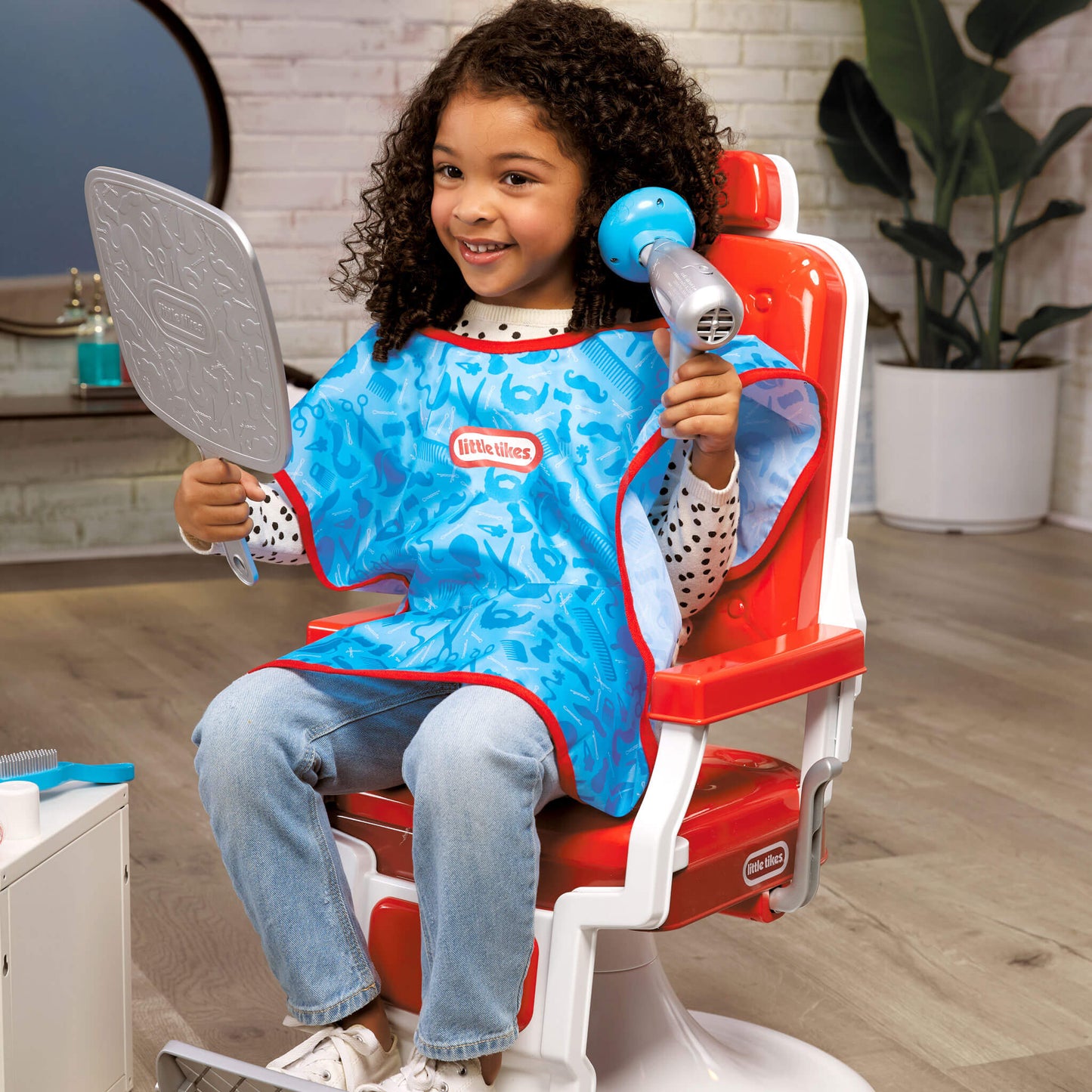 Little Tikes Hair Salon | Exclusive