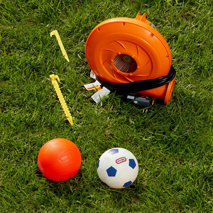 Little Tikes Huge Backyard Soccer & Basketball Court | Editor's Choice