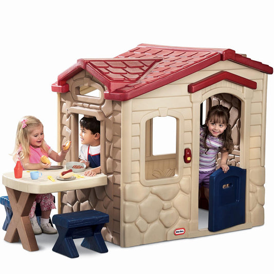 Little Tikes Picnic on the Patio Playhouse | Trending