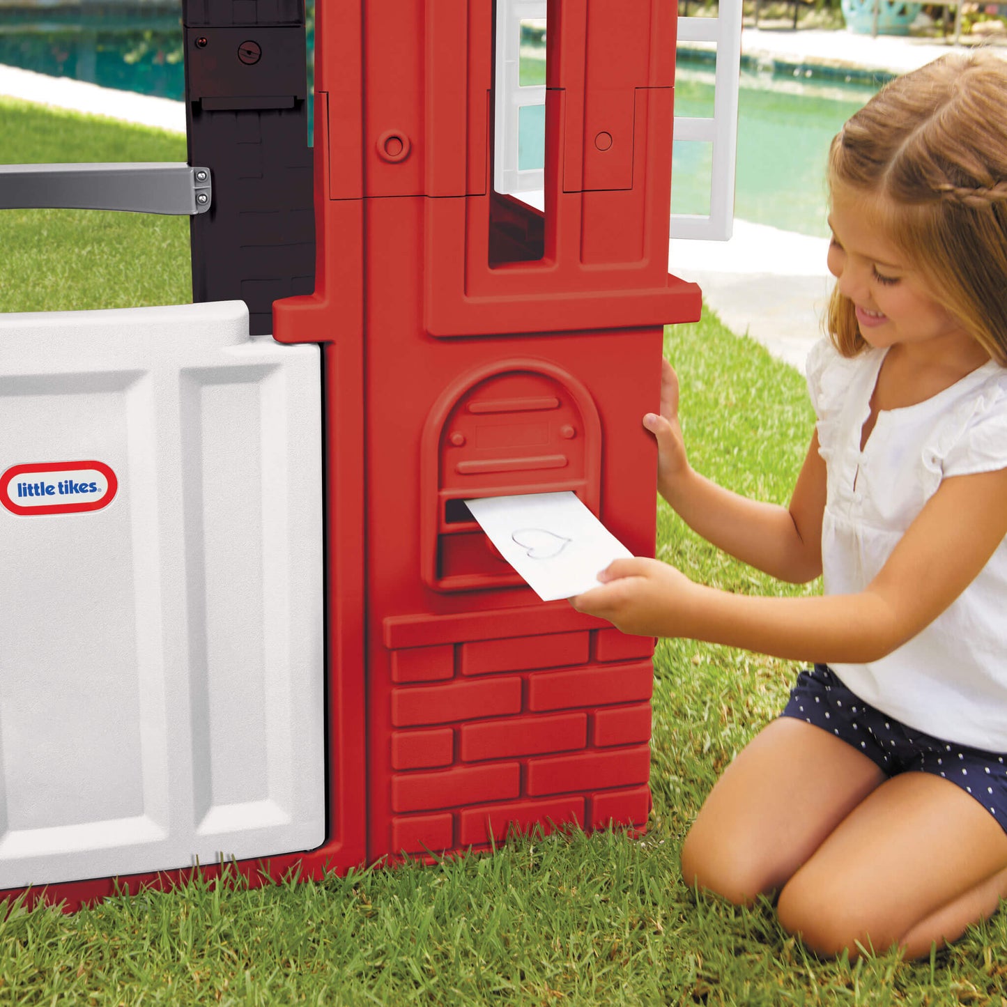Little Tikes Cape Cottage Playhouse™ - Red | Best Seller
