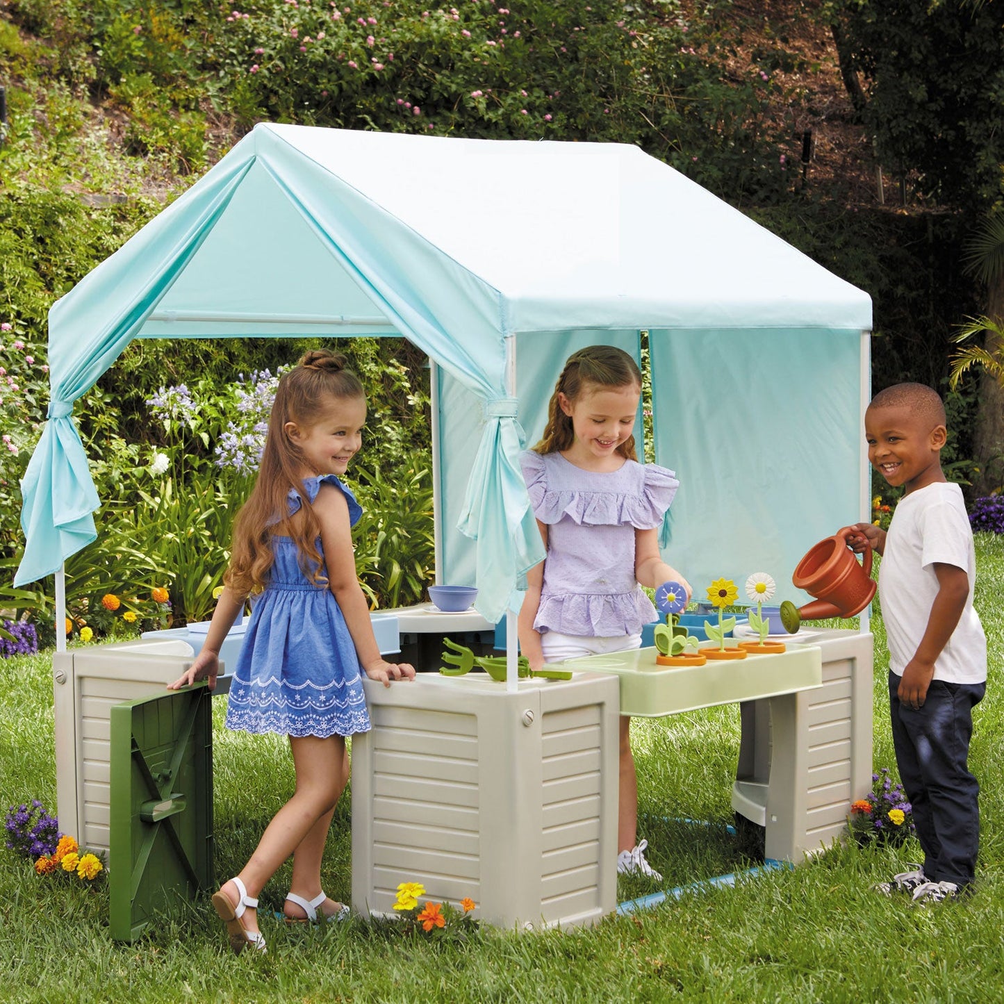 Little Tikes Backyard Bungalow Outdoor Playhouse | Customer Favorite
