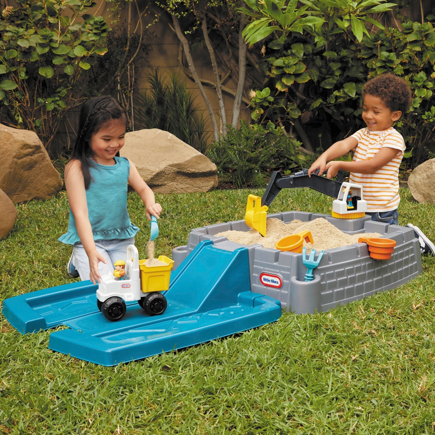 Little Tikes Dirt Diggers Excavator Sandbox | Essential