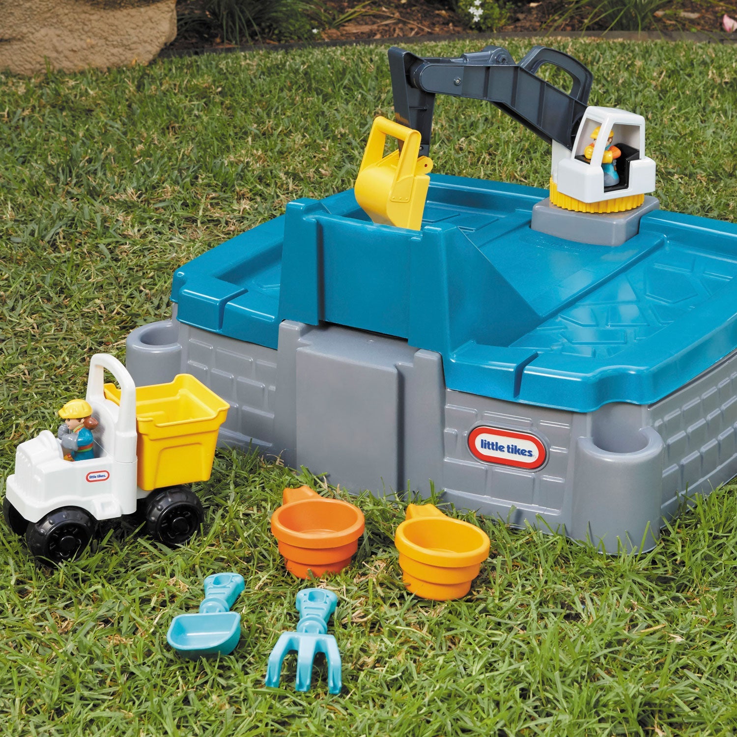 Little Tikes Dirt Diggers Excavator Sandbox | Essential