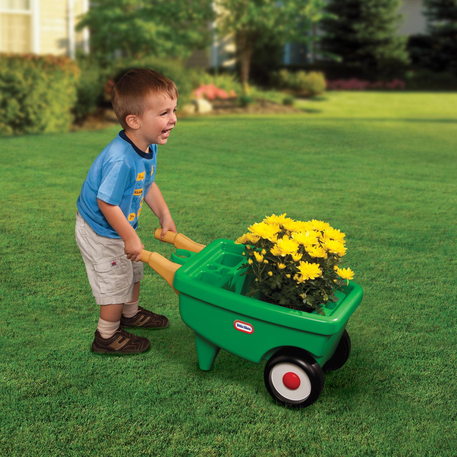 Little Tikes 2-in-1 Garden Cart & Wheelbarrow Toy | Featured