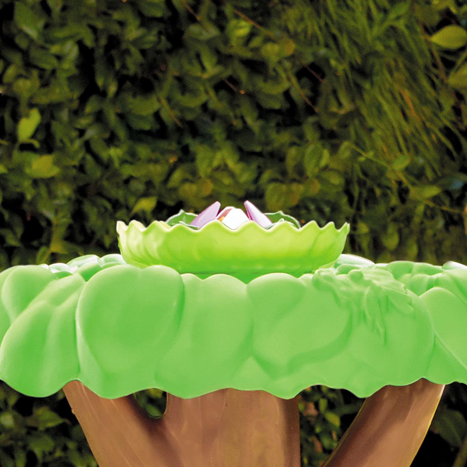Magic Flower Water Table | Little Tikes | Trending