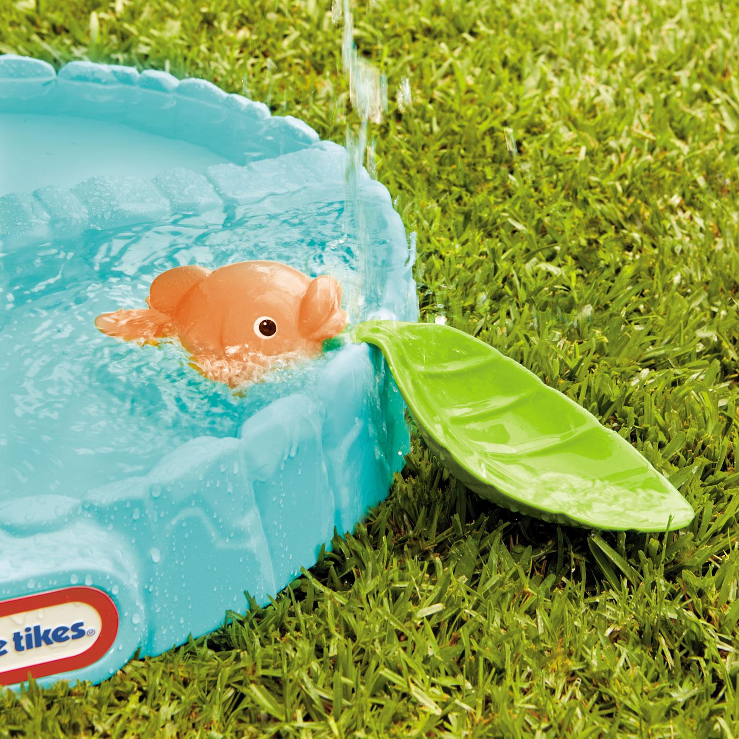 Magic Flower Water Table | Little Tikes | Trending