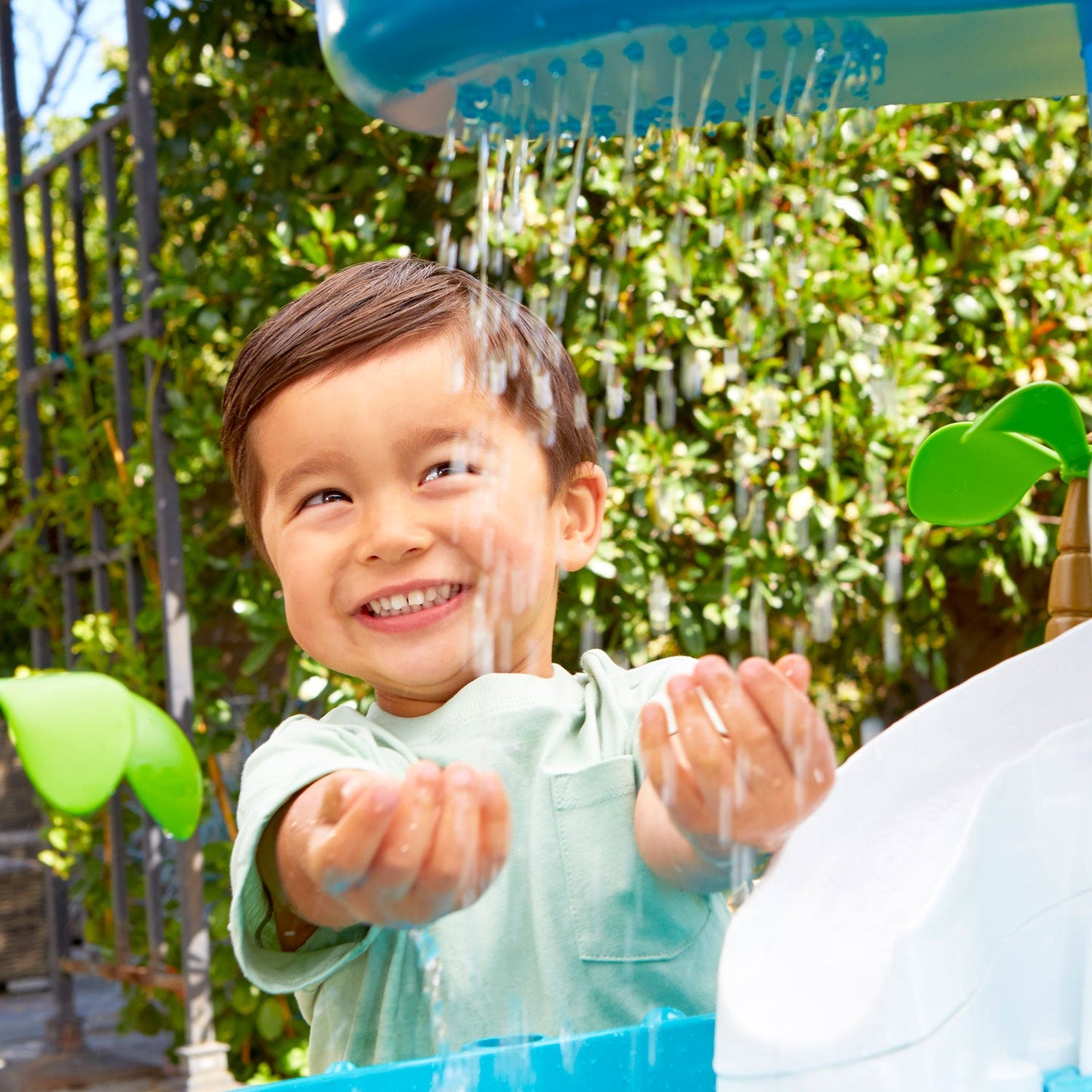 Waterfall Island Water Table | Little Tikes | Essential