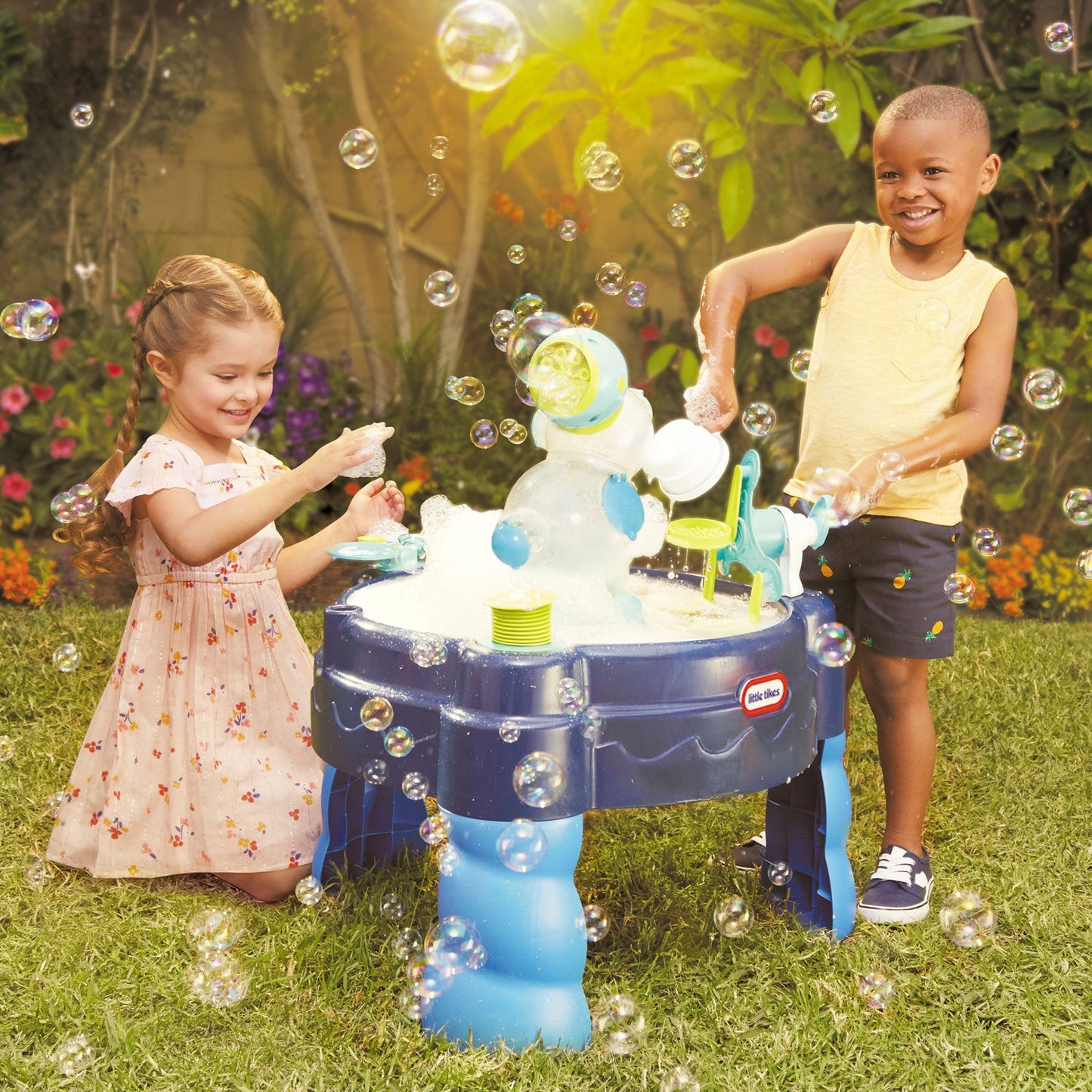 Little Tikes FOAMO 3-in-1 Water Table | Premium