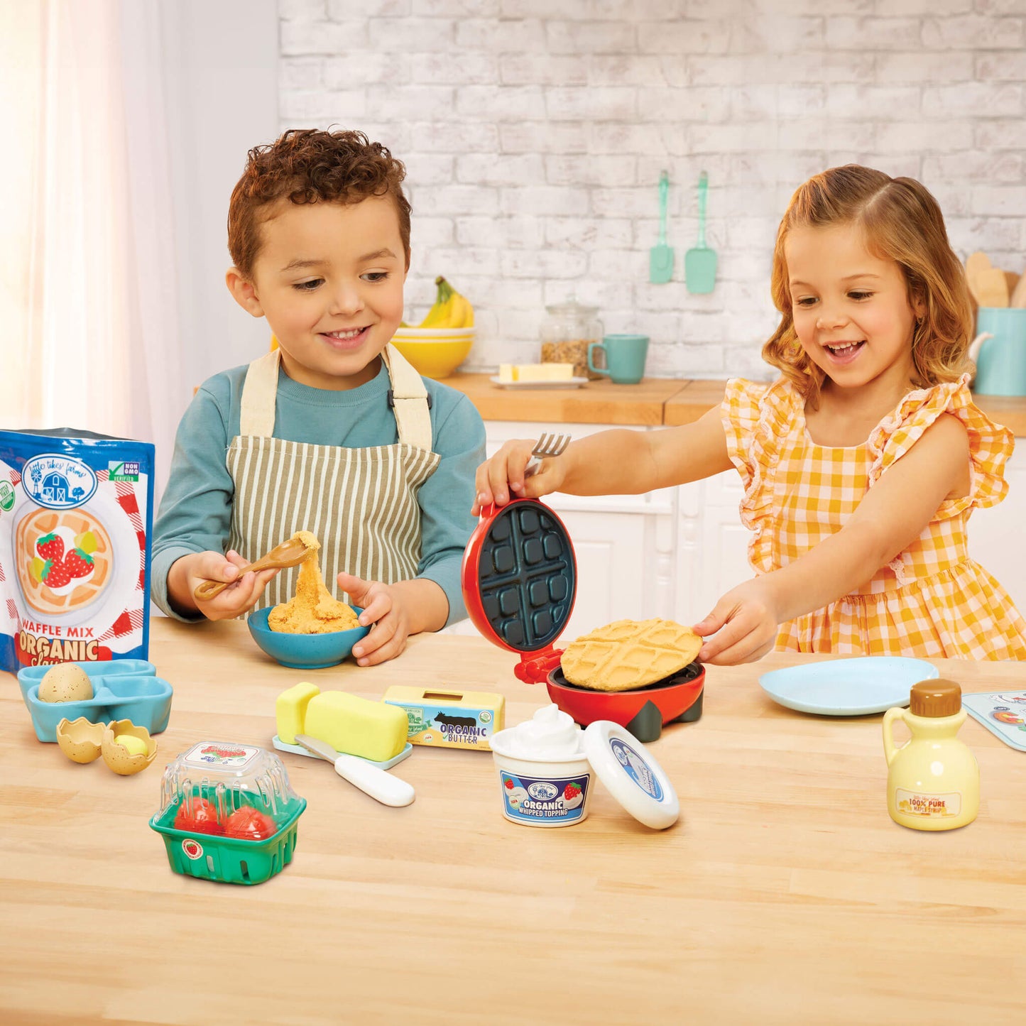 Little Tikes Creative Chefs Waffle Kit | Featured